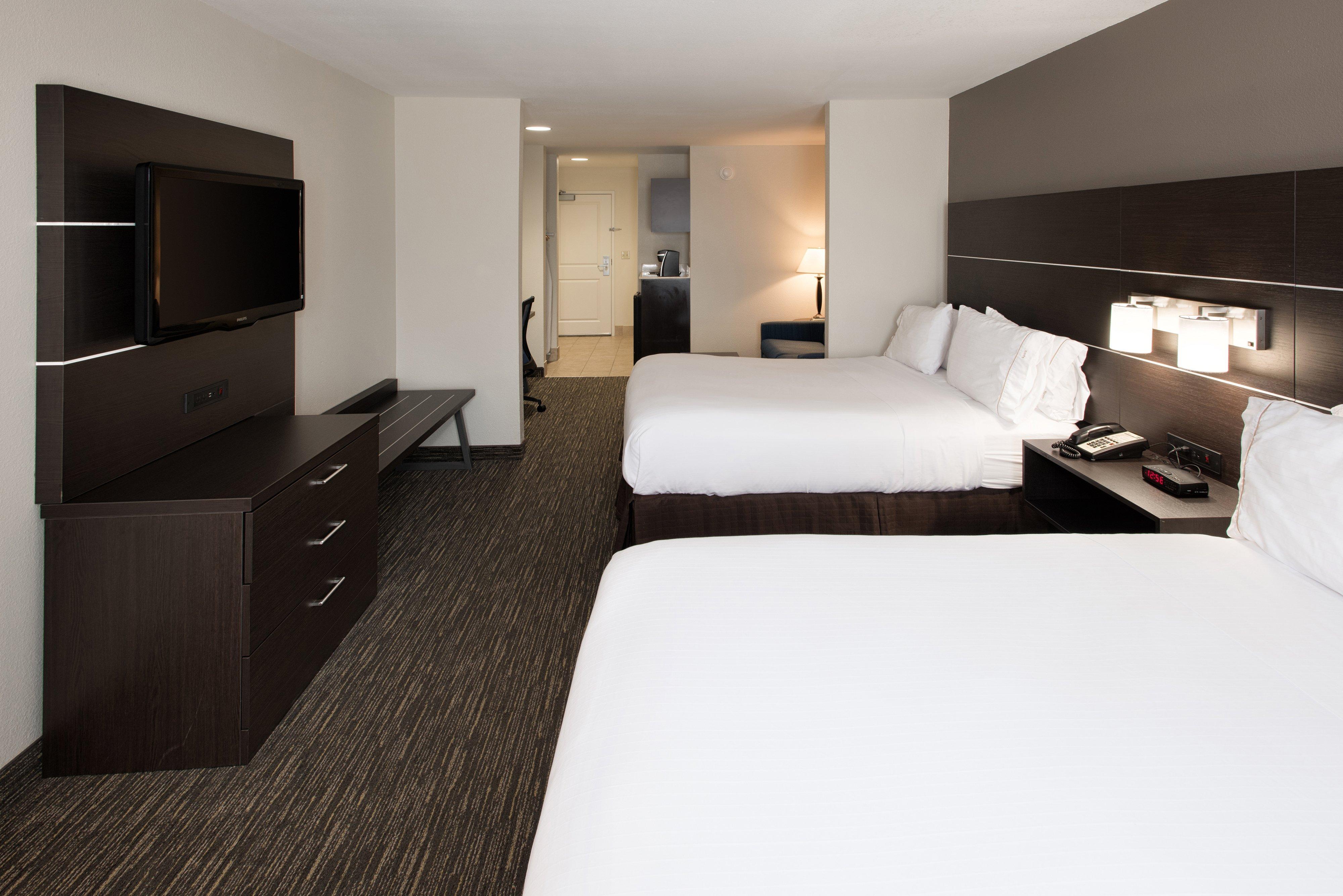 Holiday Inn Express & Suites East Wichita I-35 Andover By Ihg Bagian luar foto